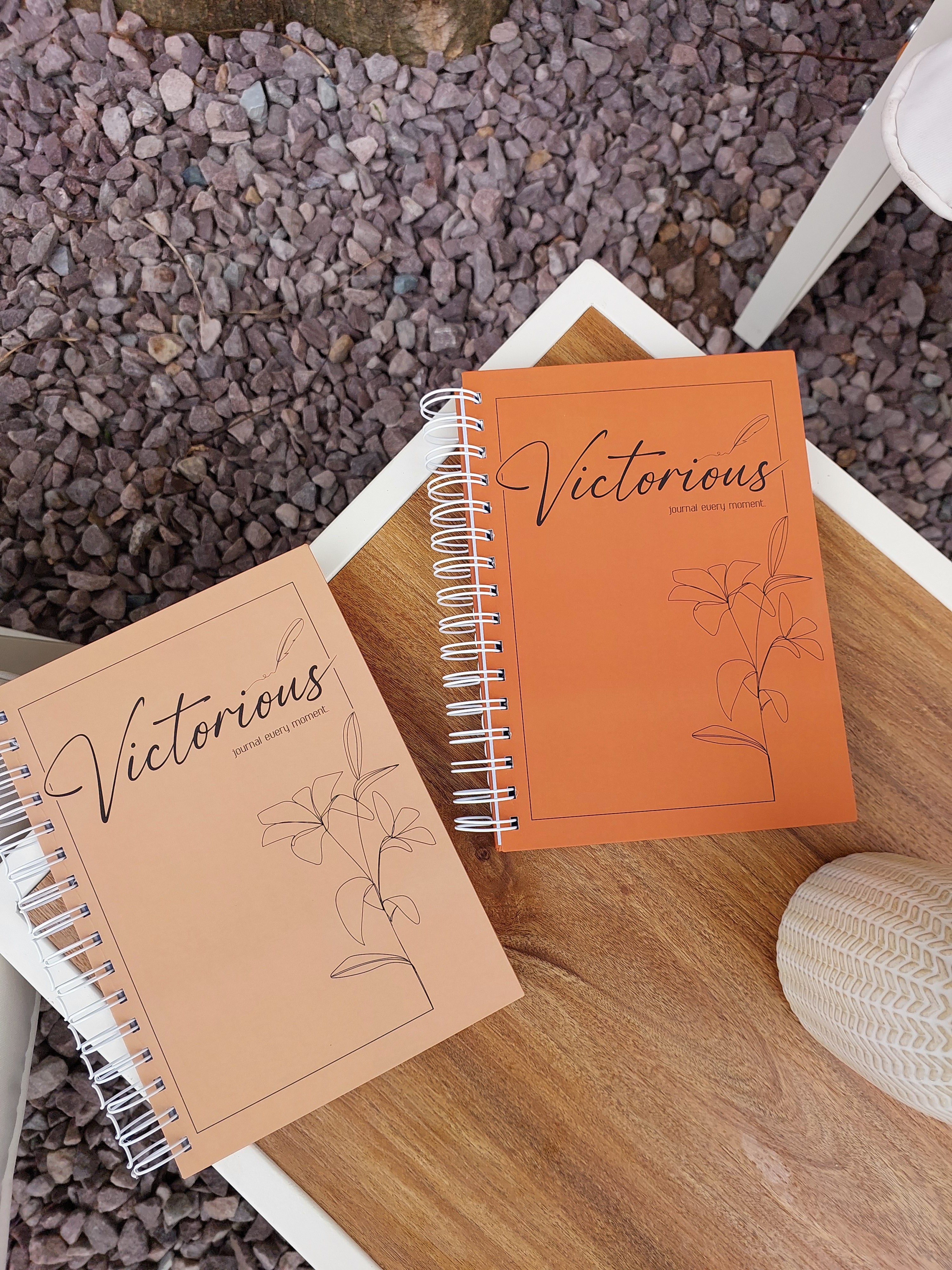 Victorious Journal: Beige